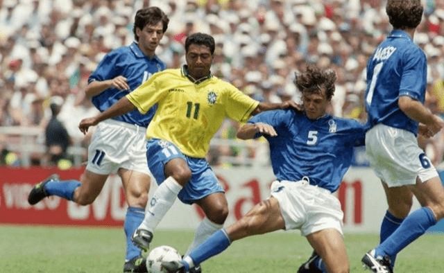 主教练在球 主教练在球